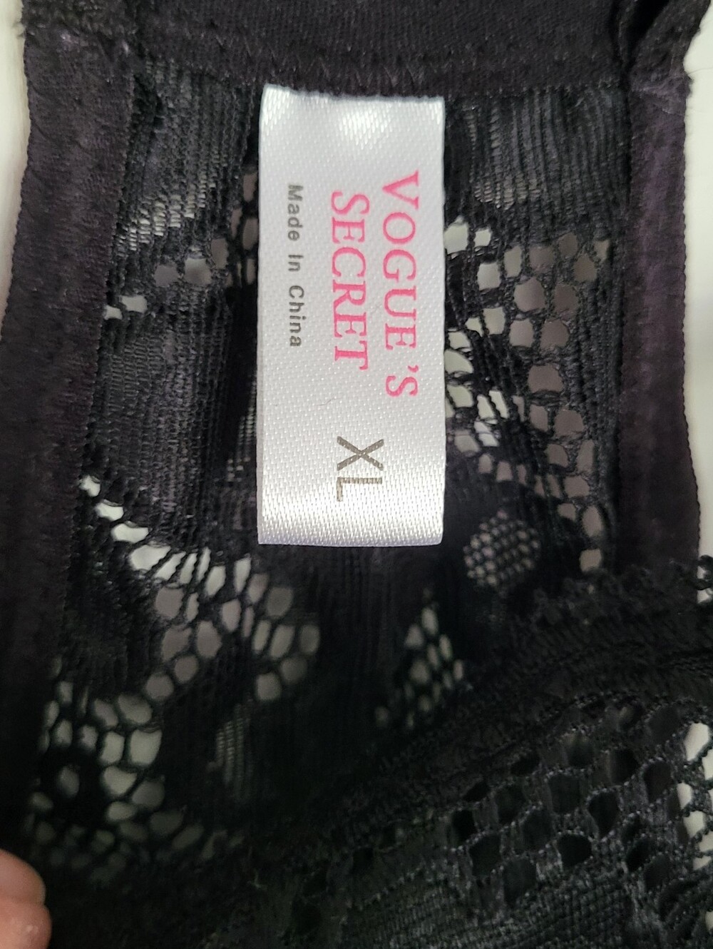 Lace Black Racerback Bralette Wirh Cut Out - Picture 3 of 6